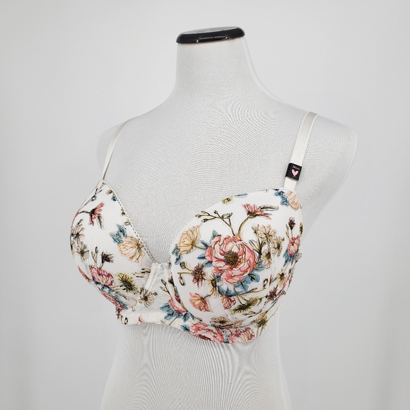 Victoria's Secret Dream Angels Floral Demi Bra - Picture 2 of 8